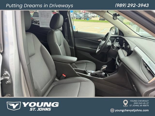 Used 2024 Buick Encore GX Preferred w/ Comfort Package AWD/4WD image 16