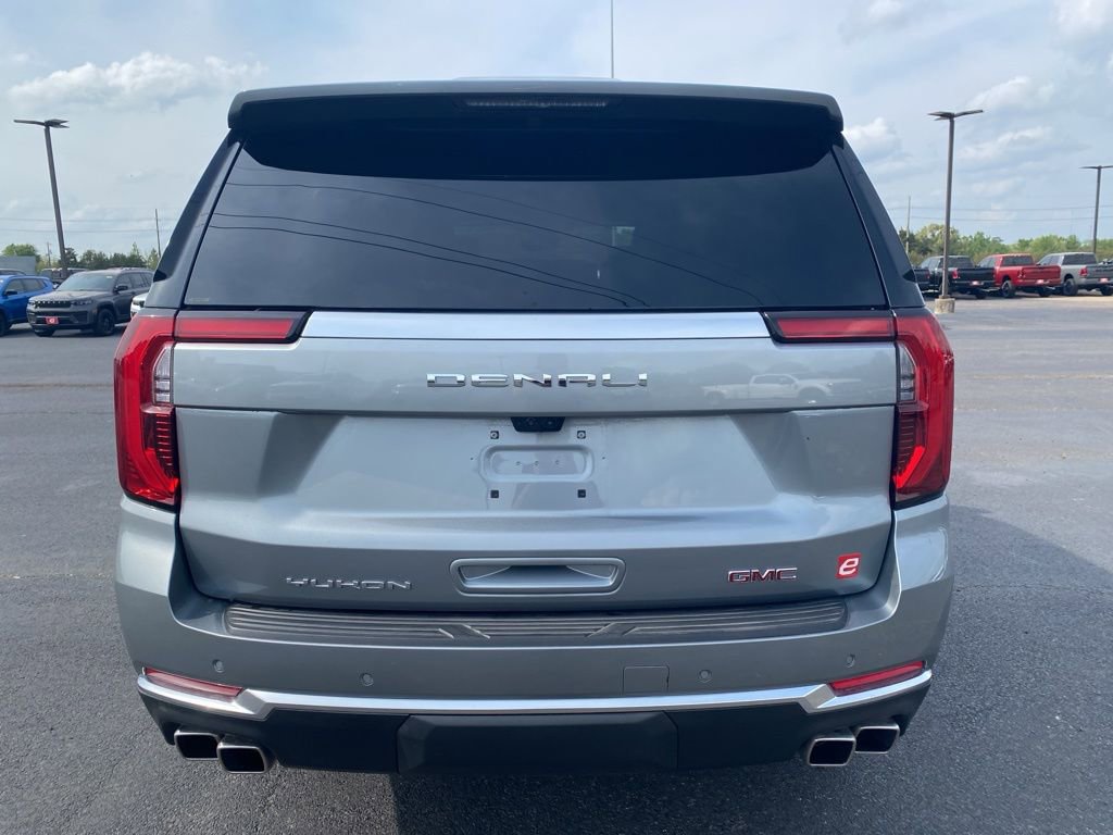 Used 2026 GMC Yukon Denali w/ Advanced Technology Package image 6