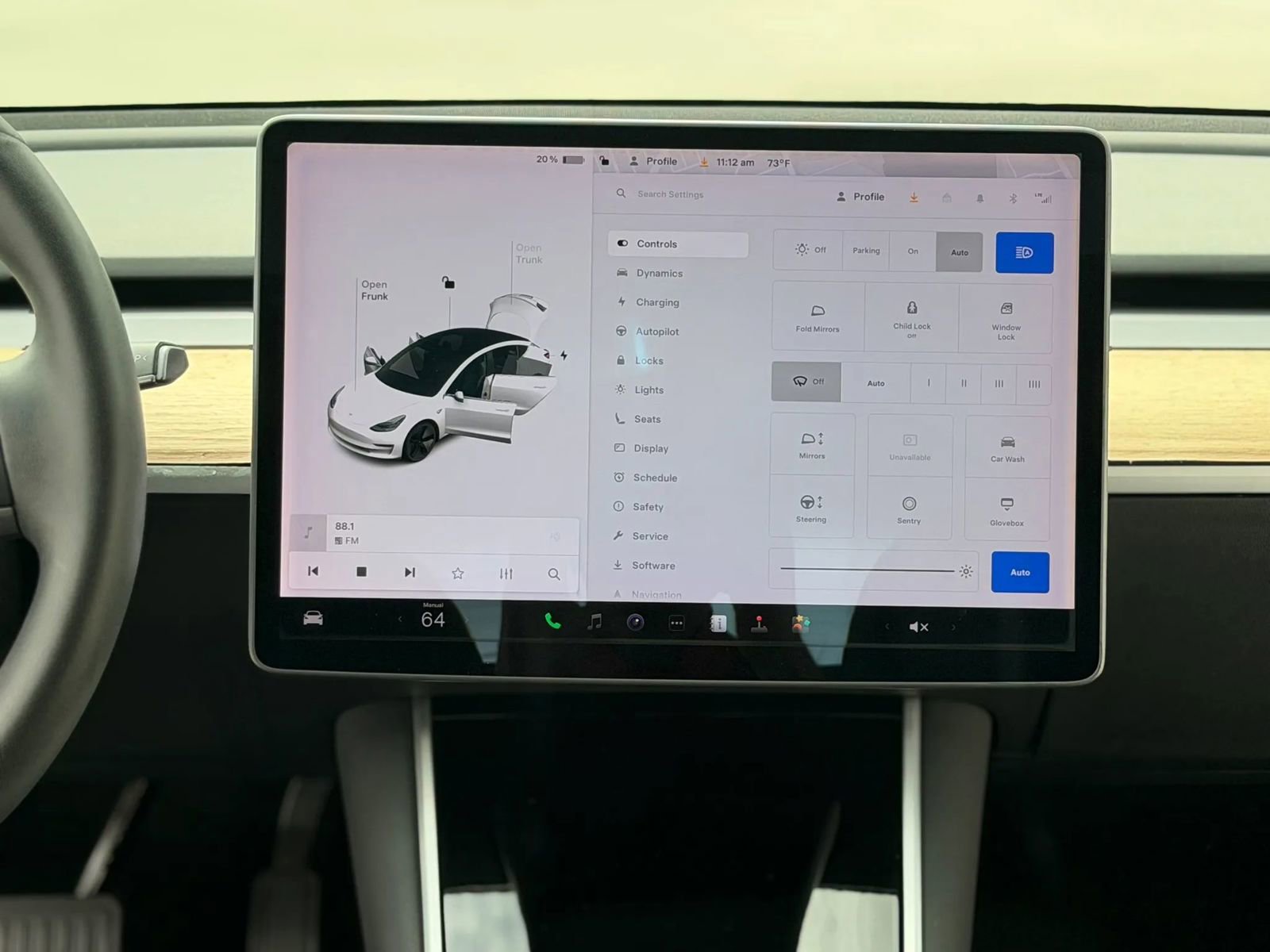 Used 2020 Tesla Model 3 Standard Range RWD image 26