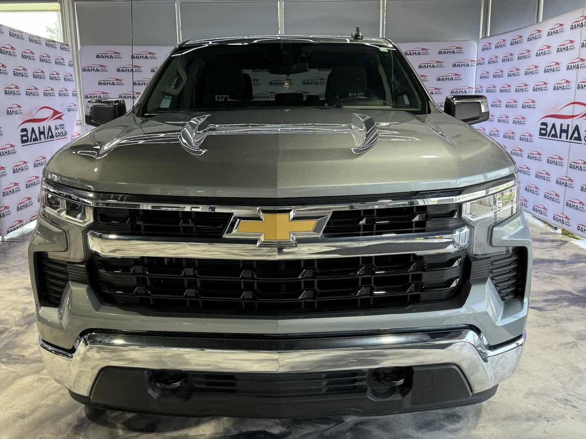 Used 2025 Chevrolet Silverado 1500 LT AWD/4WD image 7
