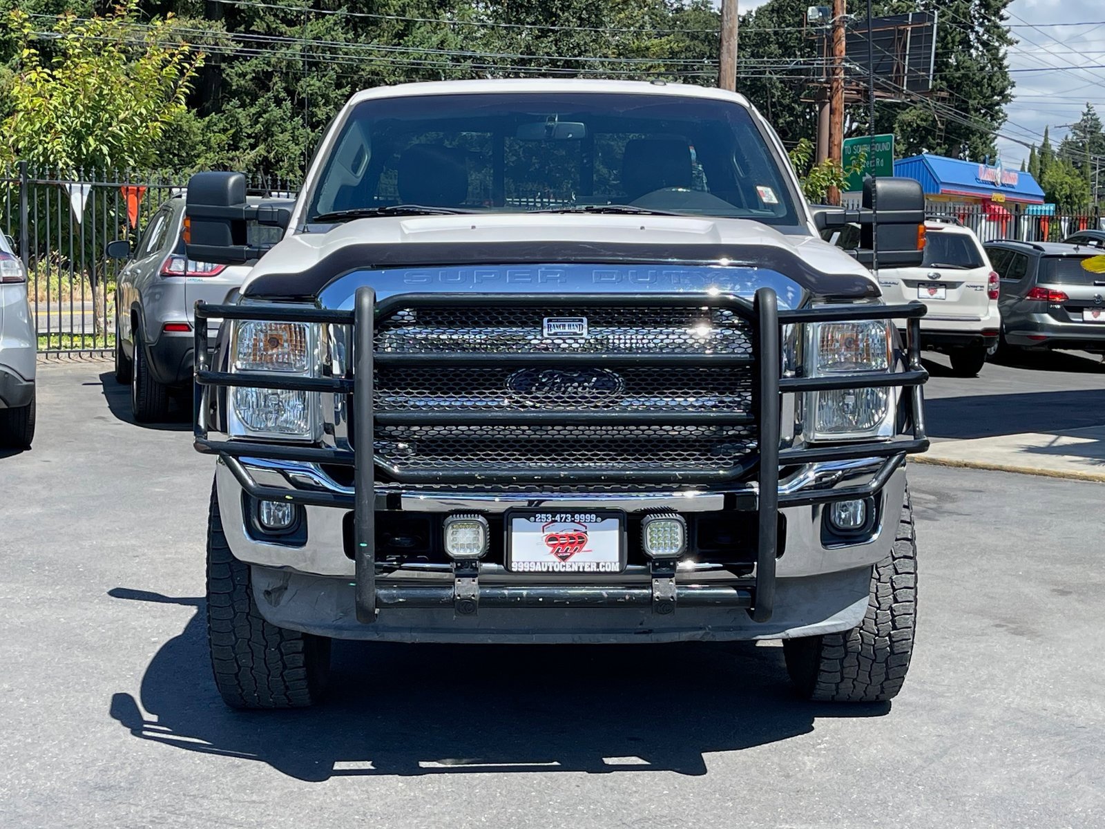 Used 2012 Ford F250 Lariat image 2