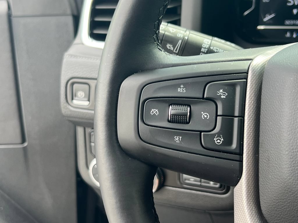 Used 2024 GMC Yukon Denali w/ Advanced Technology Package AWD/4WD image 31