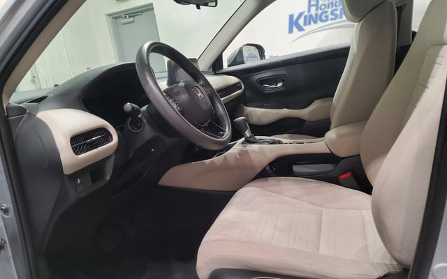 Used 2023 Honda HR-V LX image 32