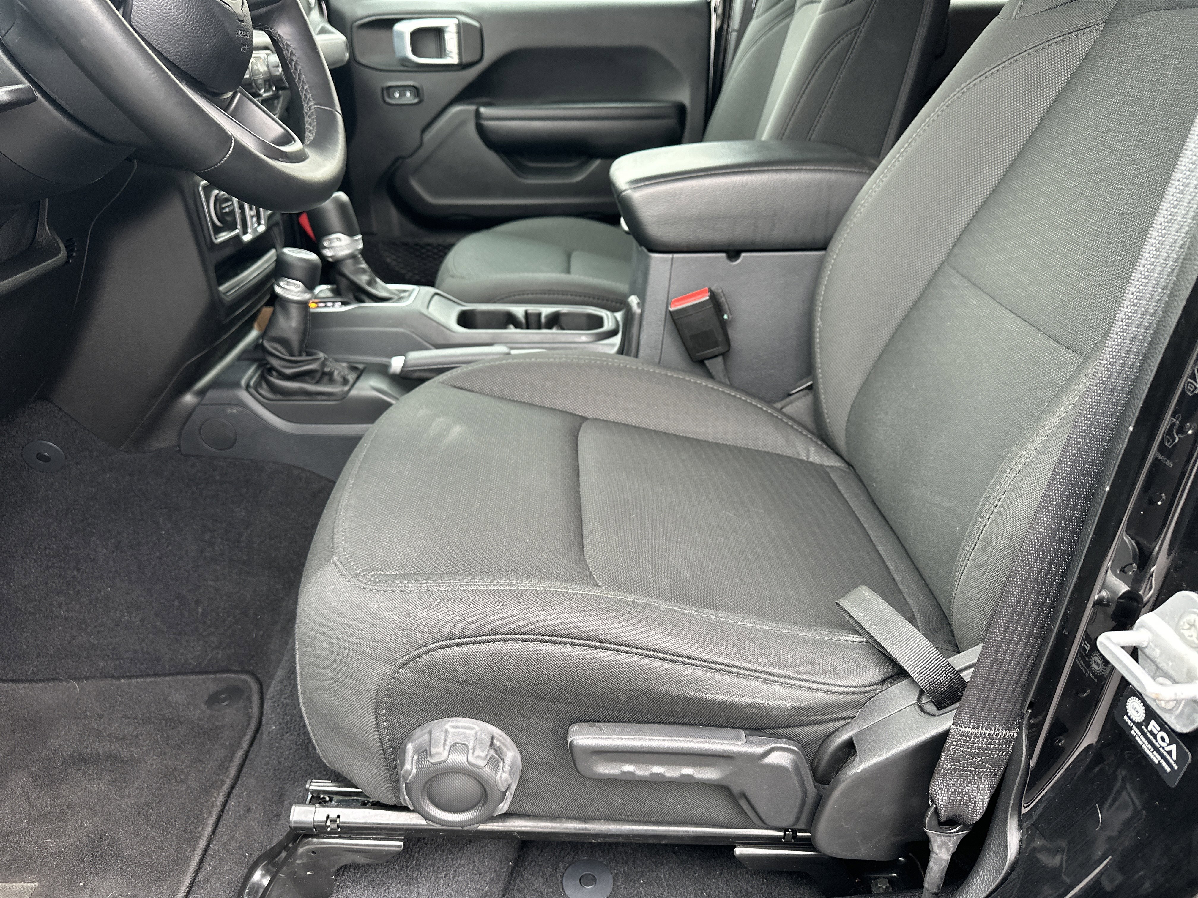 Used 2021 Jeep Gladiator Sport image 11