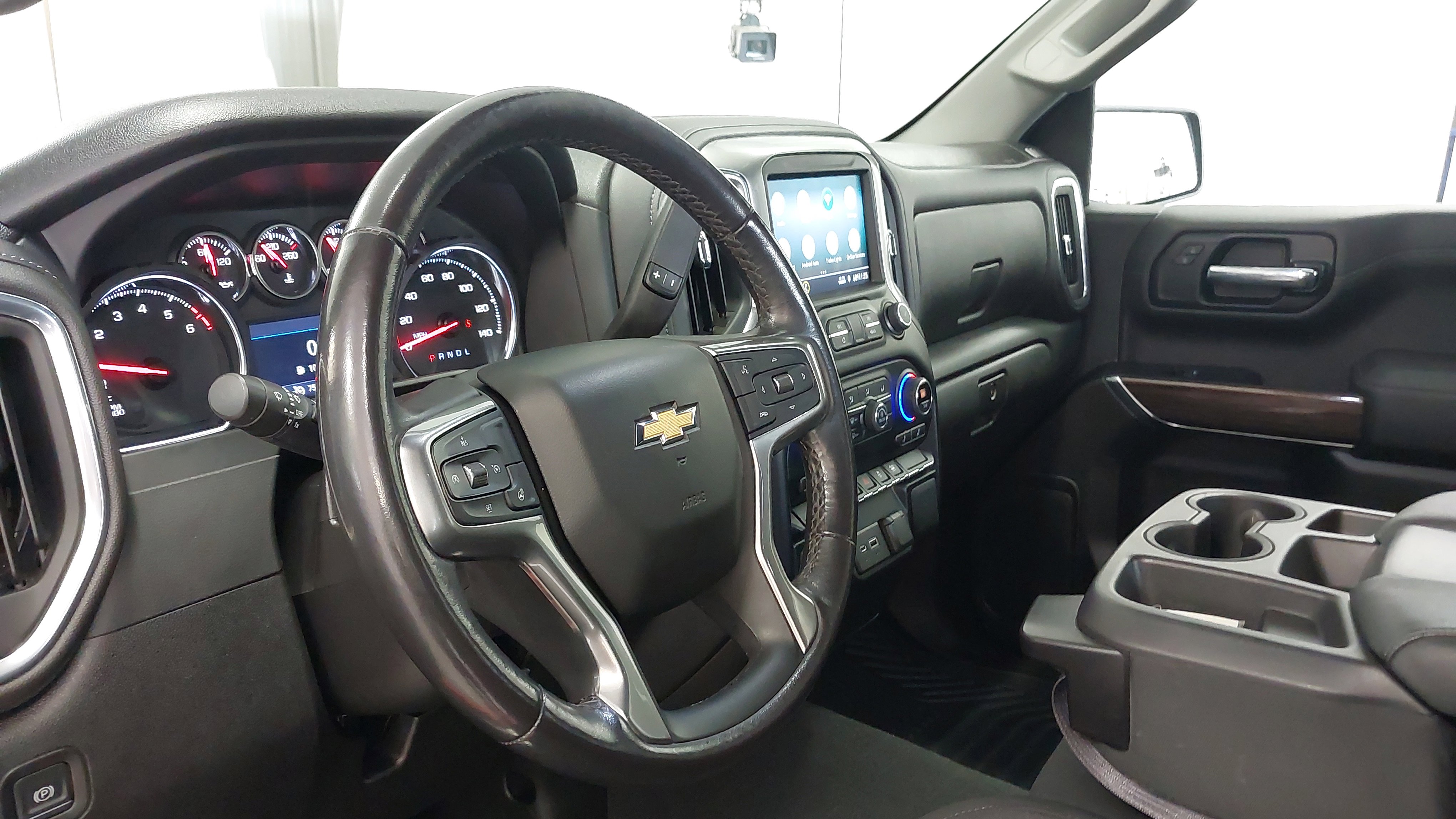 Used 2021 Chevrolet Silverado 1500 LT AWD/4WD image 17