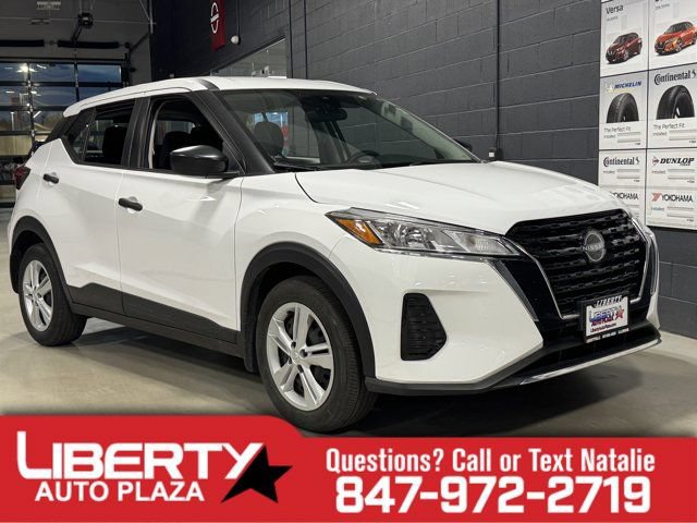 Used 2023 Nissan Kicks S FWD image 1