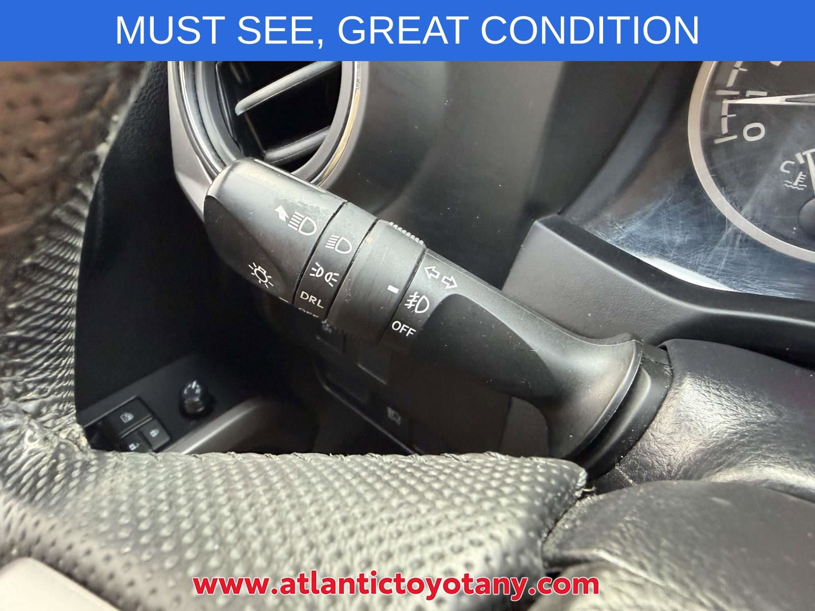 Used 2023 Toyota Tacoma SR5 RWD image 34