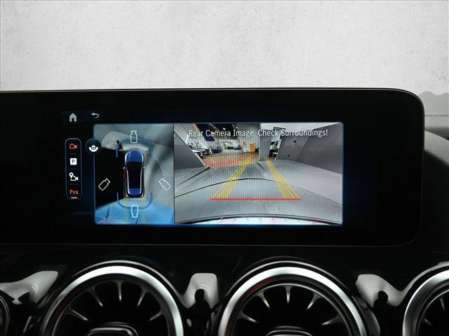 New 2026 Mercedes-Benz GLA 35 AMG 4MATIC image 11