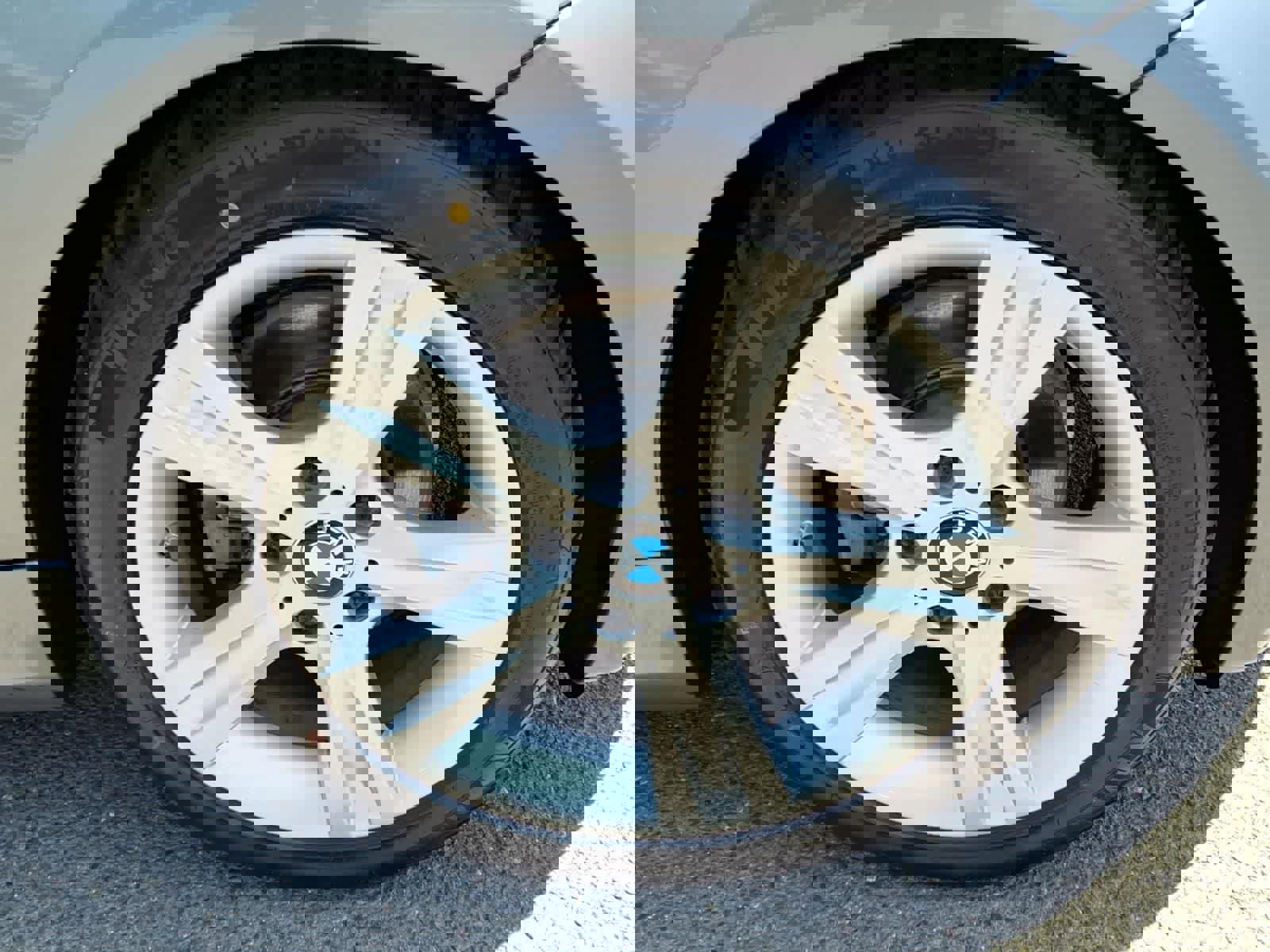 Used 2011 BMW 128i Convertible image 8