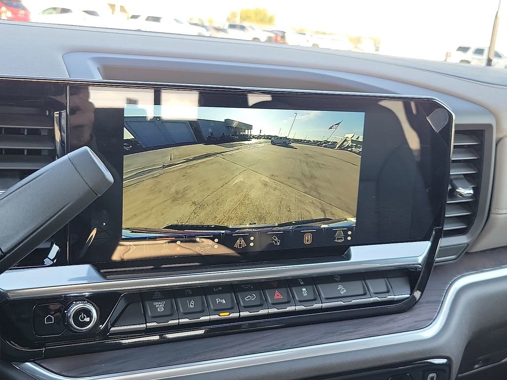 New 2026 GMC Sierra 2500 SLT w/ SLT Premium Package image 17