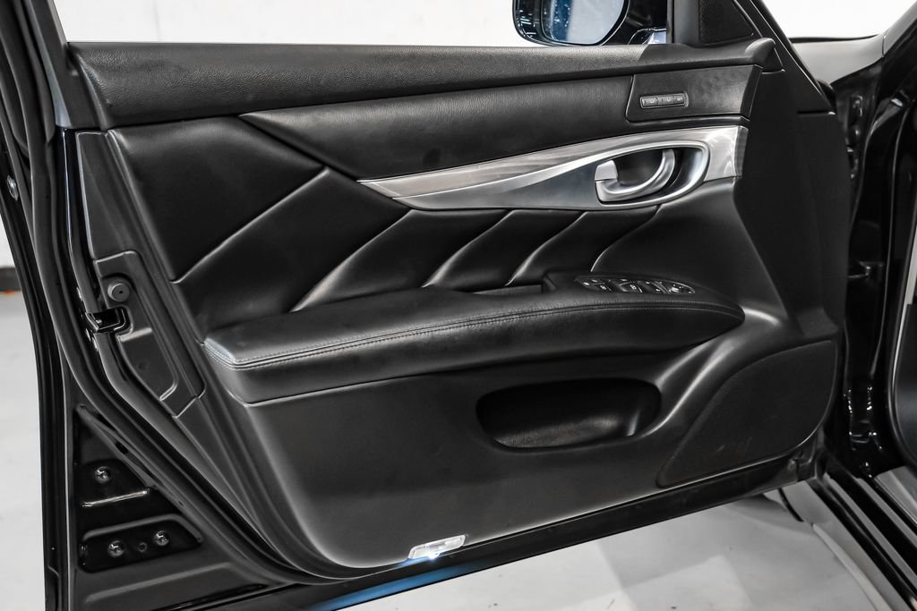 Used 2019 INFINITI Q70 L 3.7 RWD image 41