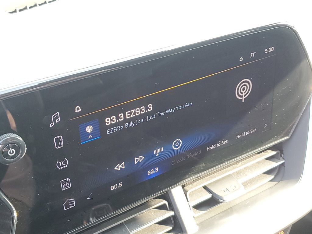 Used 2025 Chevrolet Trax ACTIV w/ Driver Confidence Package image 13