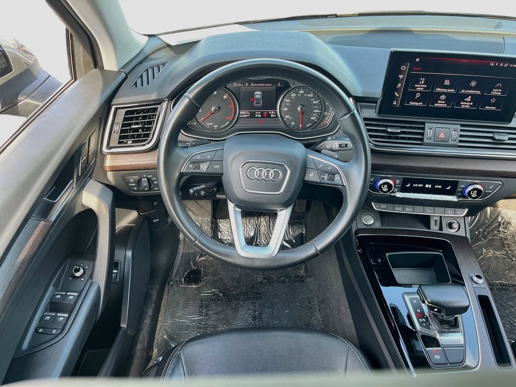 Used 2023 Audi Q5 2.0T Premium w/ Convenience Package AWD/4WD image 21