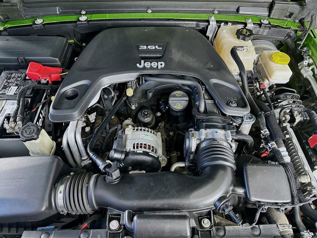 Used 2019 Jeep Wrangler Unlimited Sport S image 32