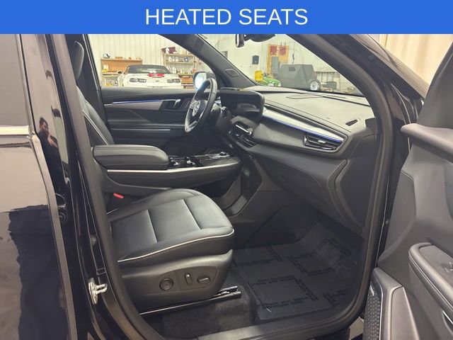 Used 2025 Buick Enclave Preferred image 13