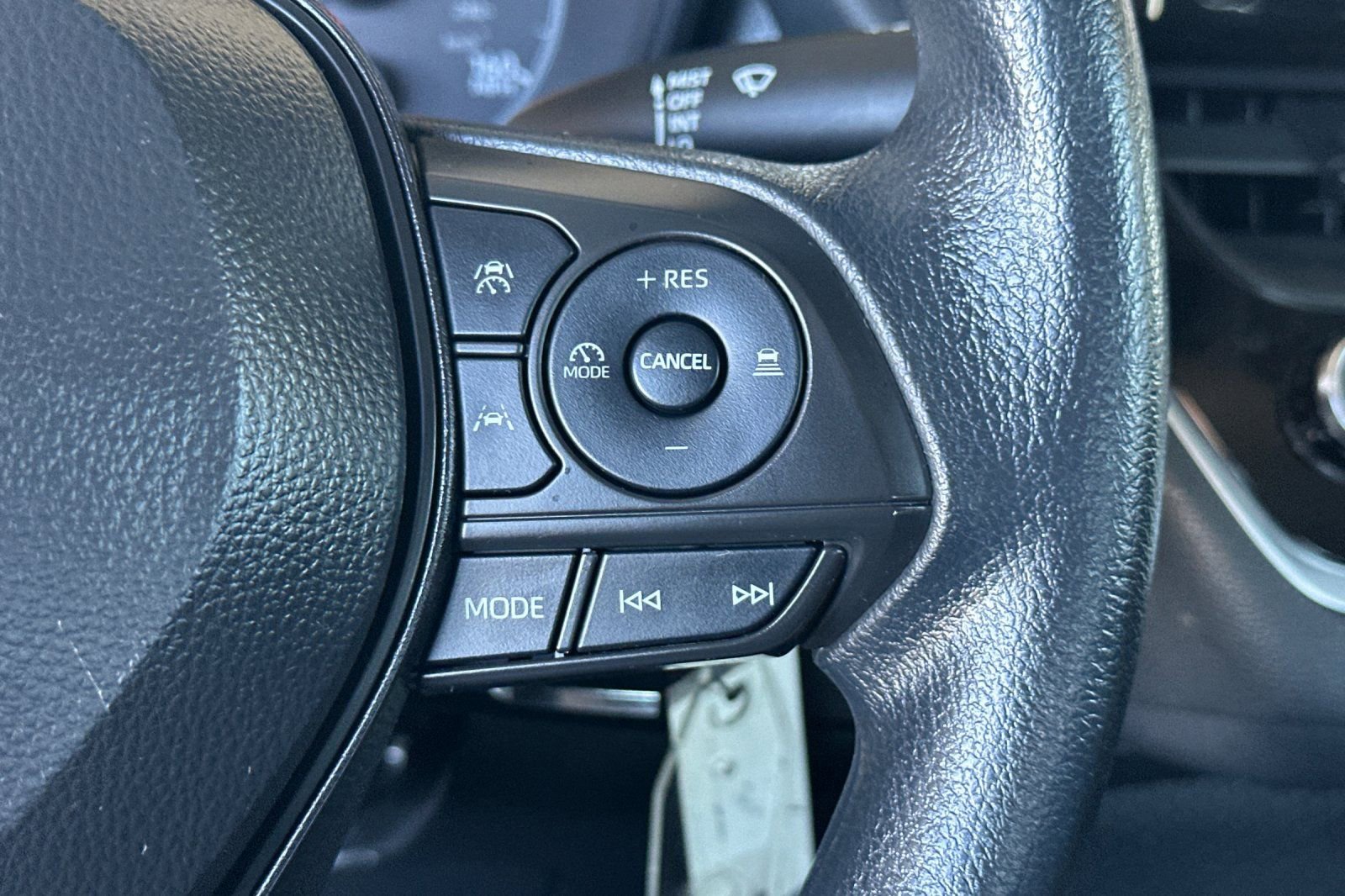 Certified 2024 Toyota Corolla LE FWD image 28