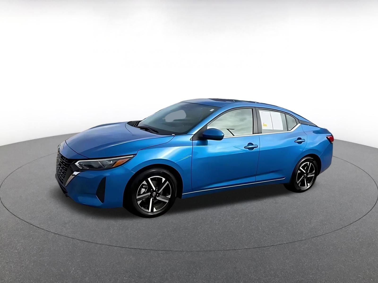 Used 2025 Nissan Sentra SV image 8