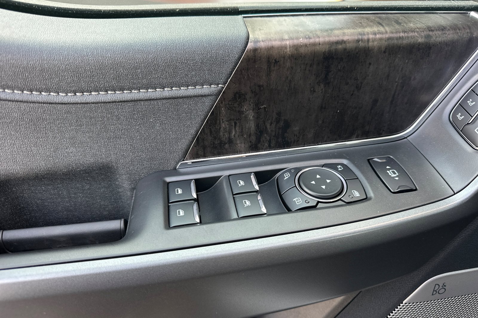 New 2026 Ford F250 Lariat image 10