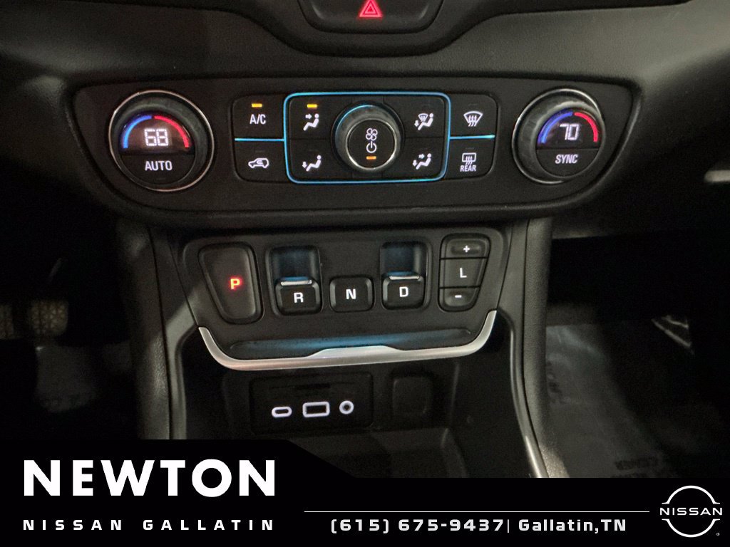 Used 2018 GMC Terrain SLT FWD image 9