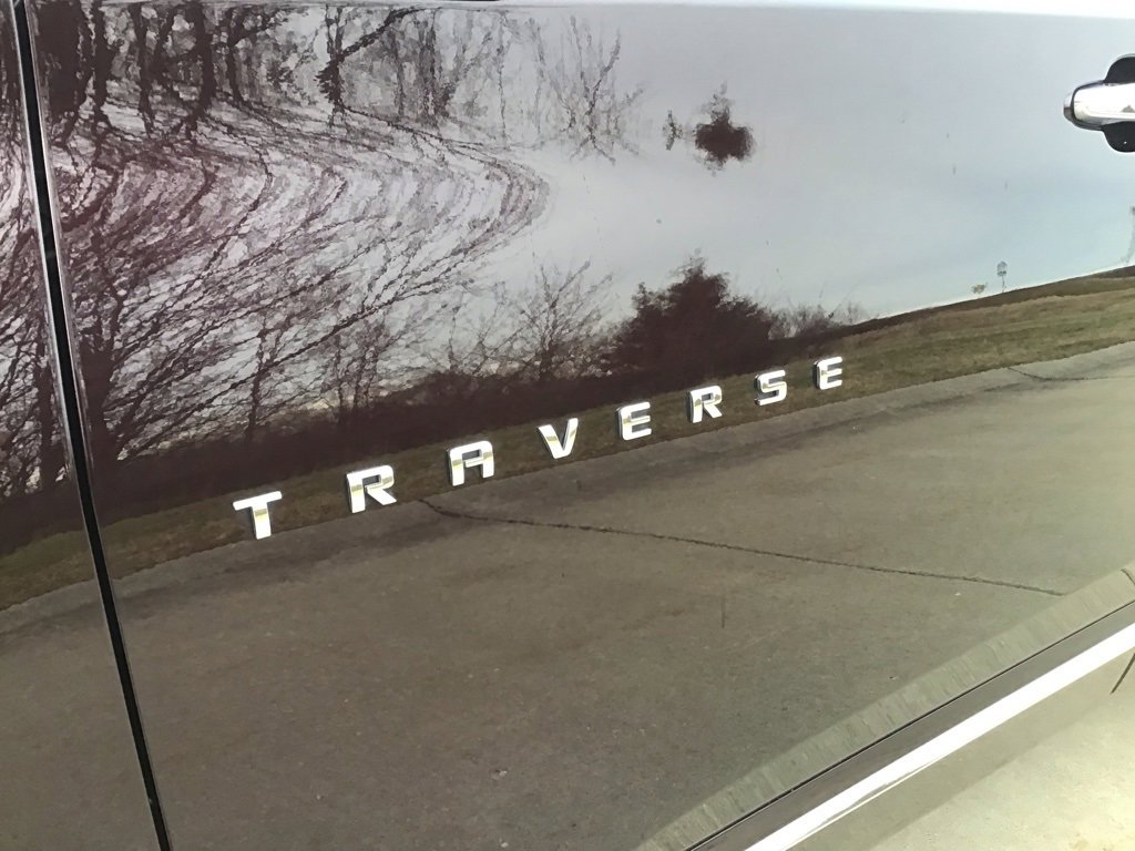 Used 2020 Chevrolet Traverse Premier image 48