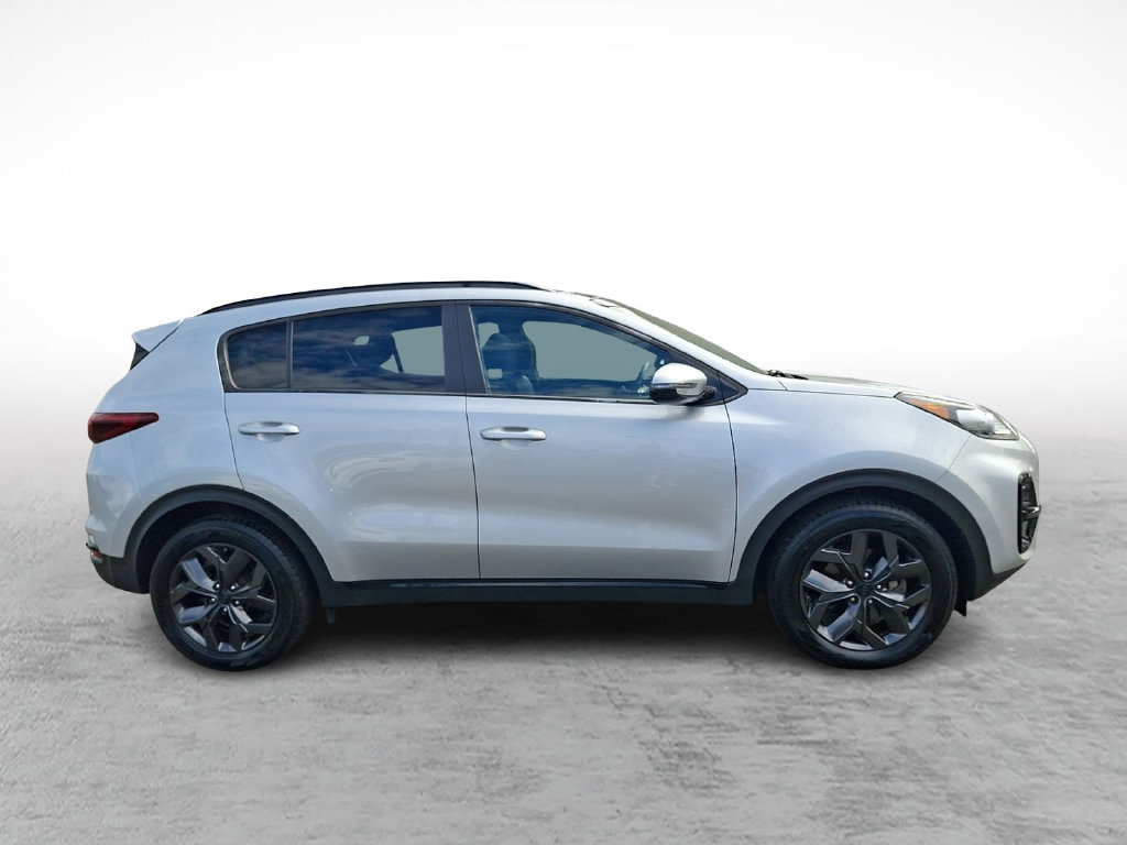 Used 2022 Kia Sportage Nightfall Edition AWD/4WD image 6