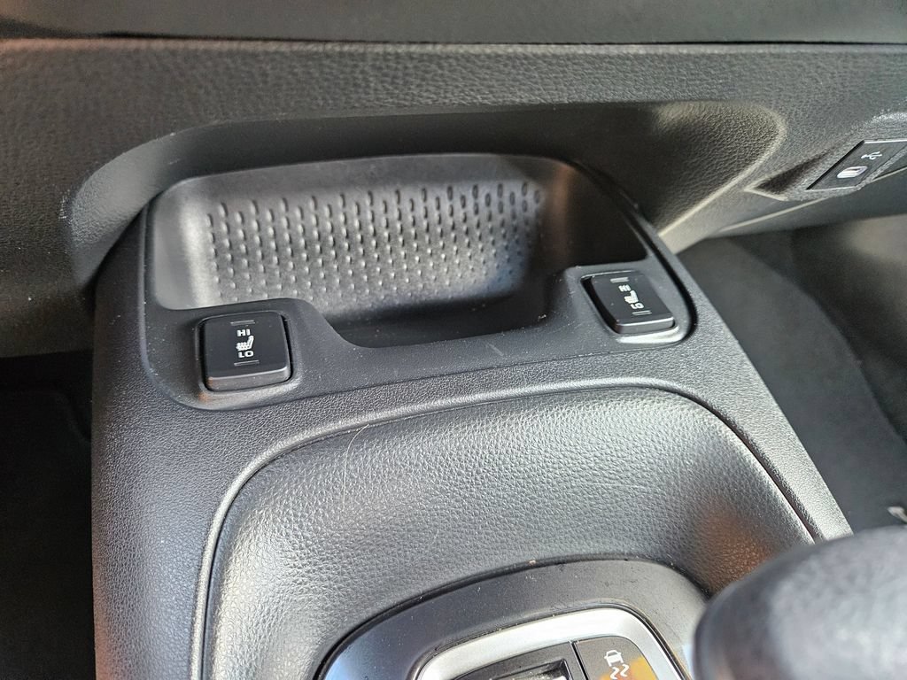 Used 2023 Toyota Corolla XSE w/ Carpet Mat Package (TMS) FWD image 28