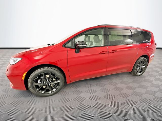New 2026 Chrysler Pacifica Limited w/ S Appearance Package image 23