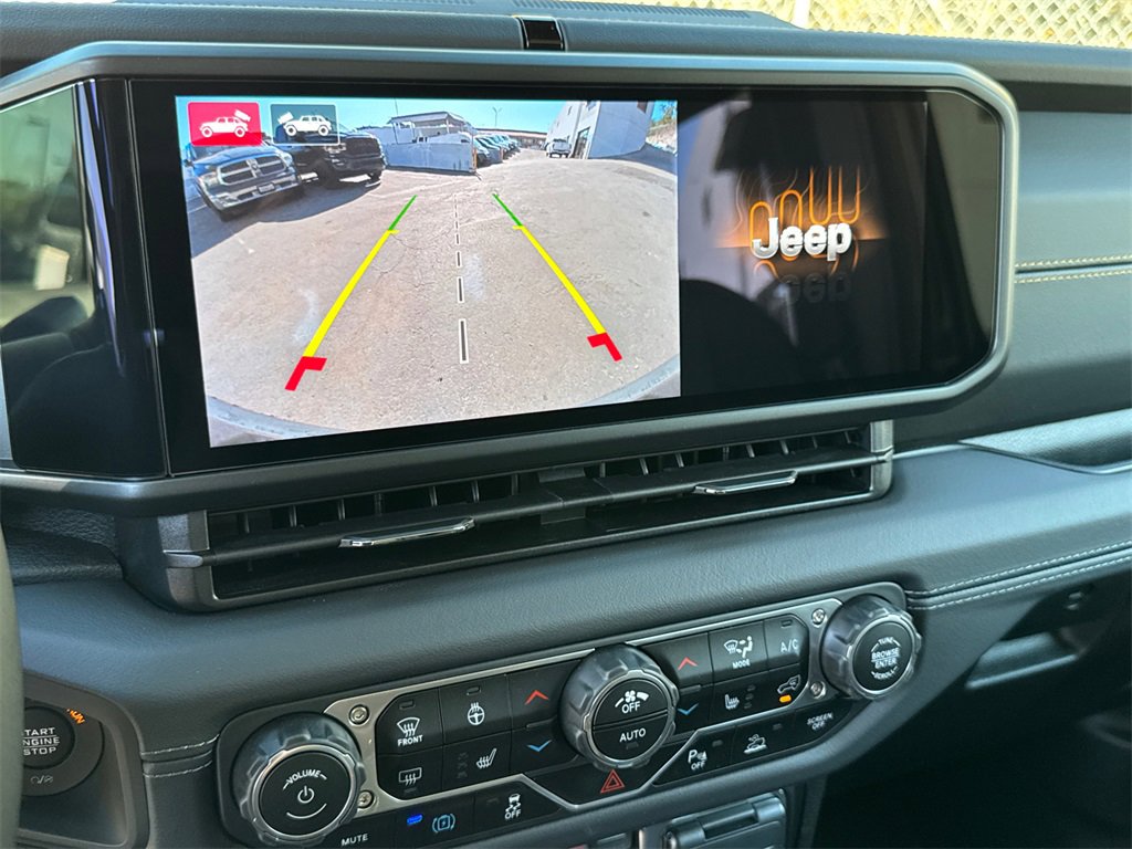 New 2025 Jeep Wrangler Unlimited Sahara image 30