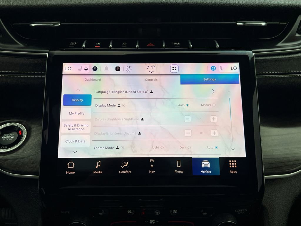 Used 2024 Jeep Grand Cherokee Limited w/ Luxury Tech Group II image 28