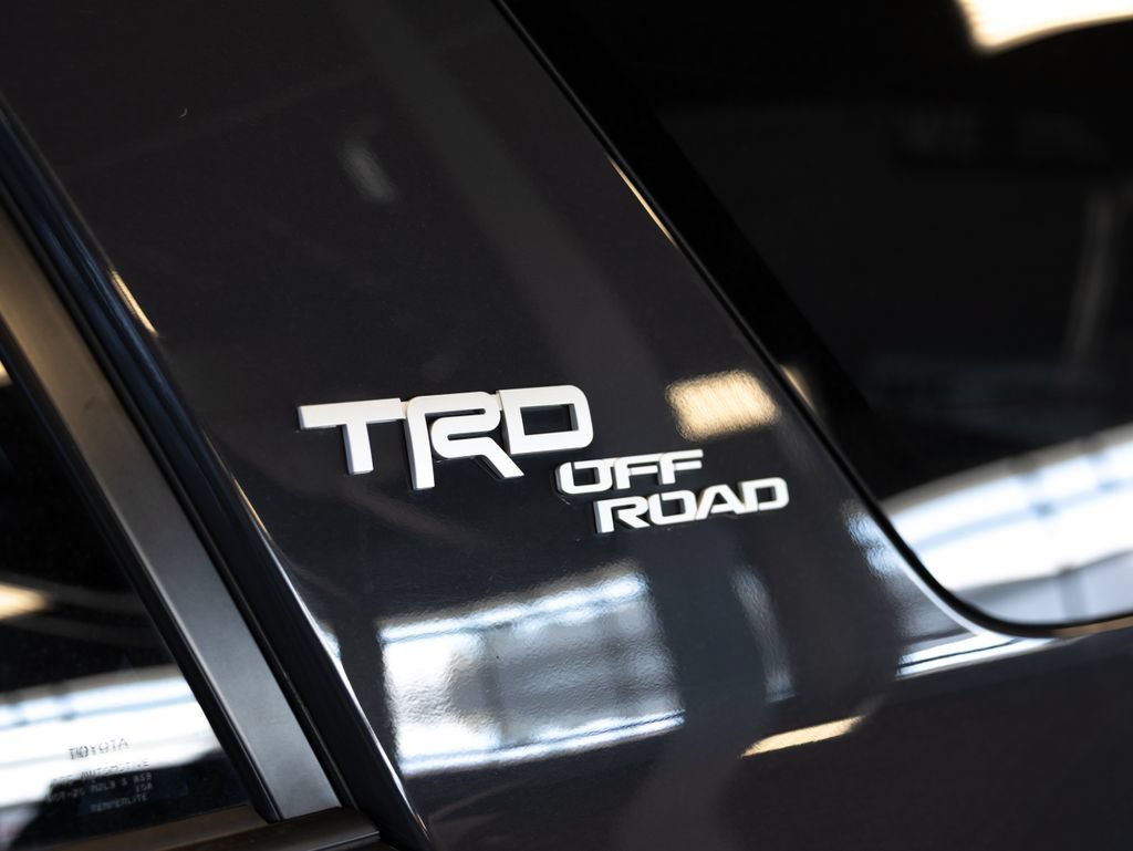 Used 2024 Toyota 4Runner TRD Off-Road Premium AWD/4WD image 6