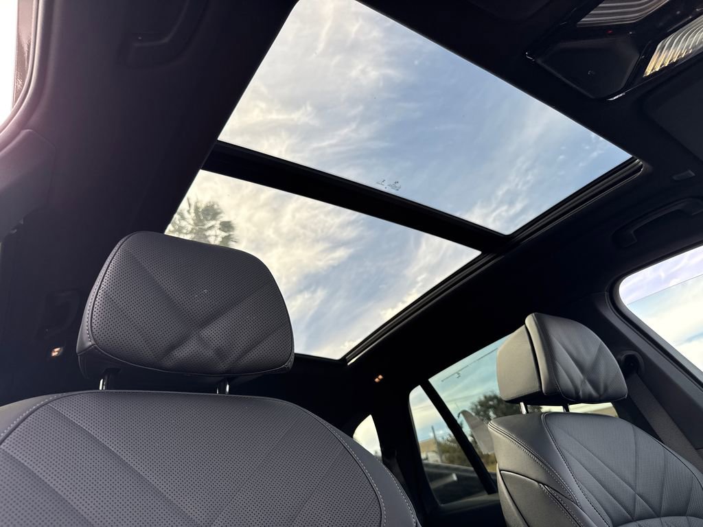 New 2026 BMW X5 xDrive40i w/ M Sport Package image 14