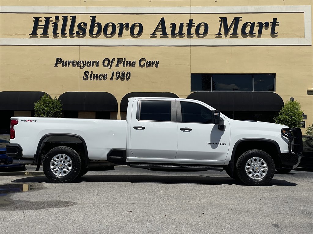 Used 2023 Chevrolet Silverado 3500 W/T w/ WT Convenience Package image 4