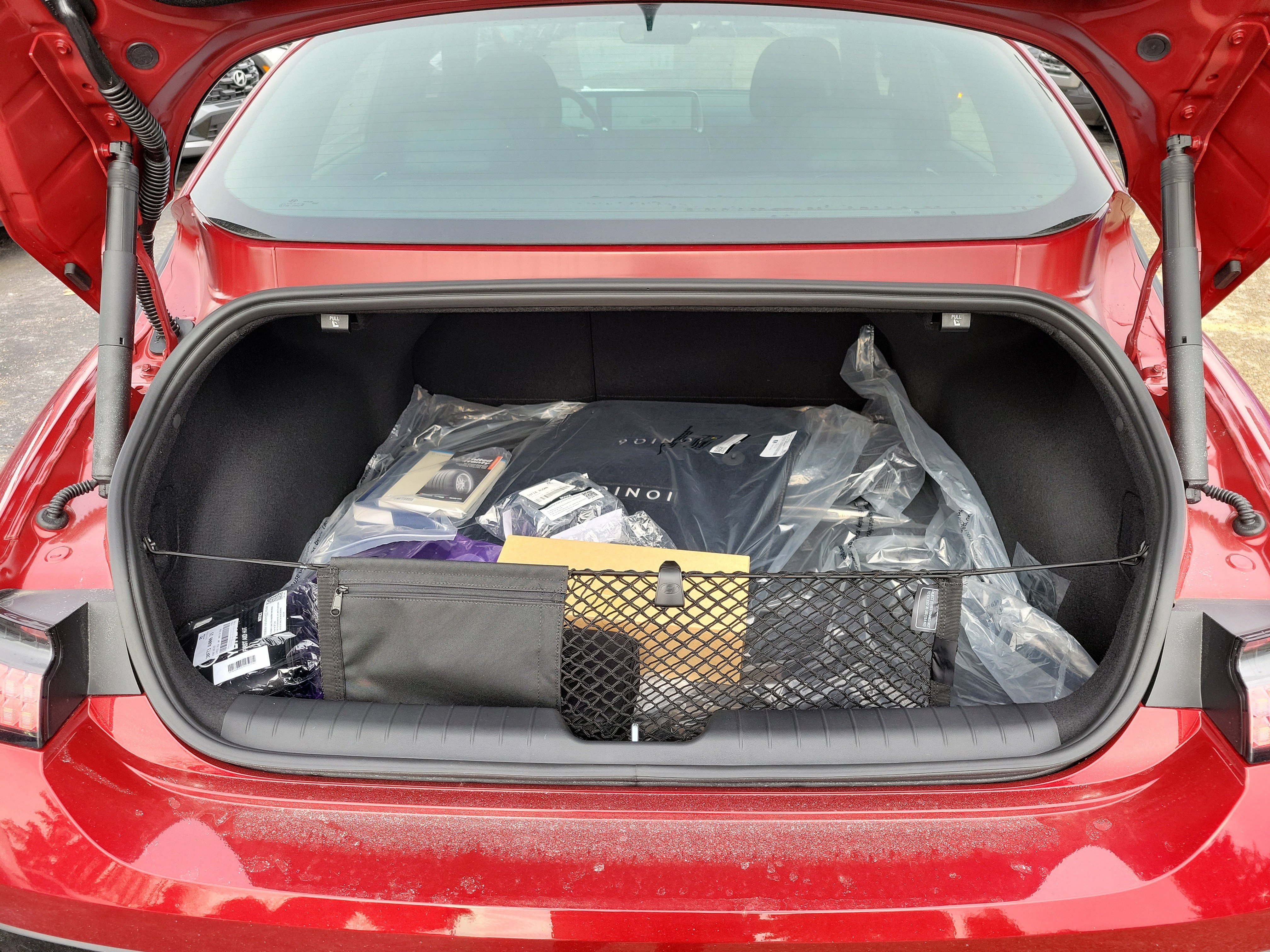 New 2025 Hyundai Ioniq 6 SE image 8