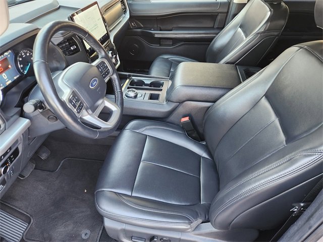 Used 2024 Ford Expedition XLT image 9