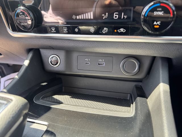 Used 2022 Nissan Rogue SV FWD image 19