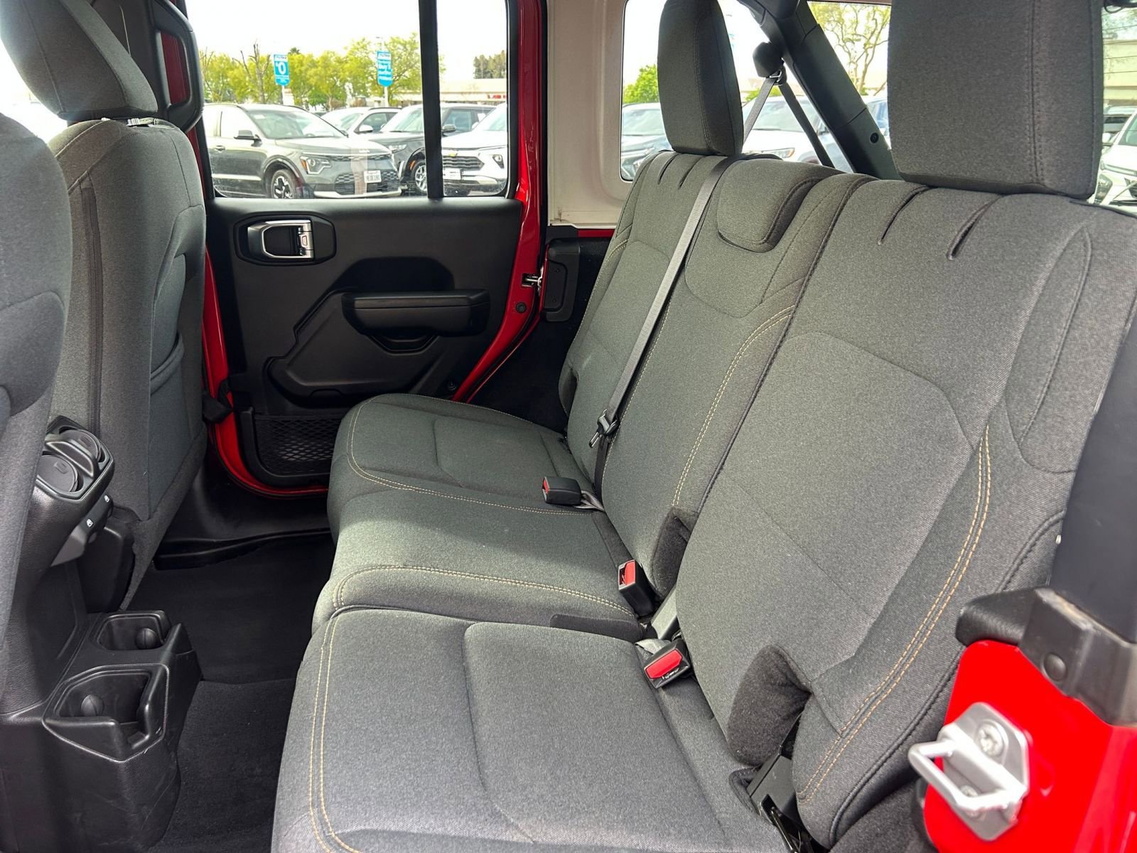 Used 2025 Jeep Wrangler Sport S image 24