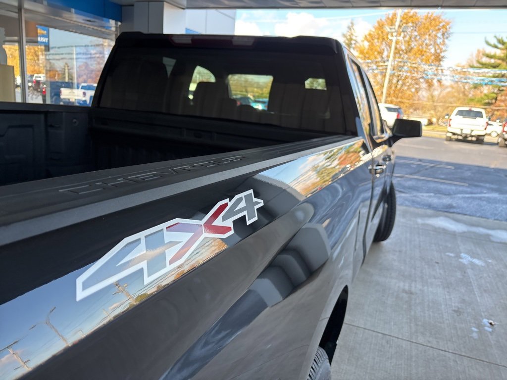 Used 2022 Chevrolet Silverado 1500 RST w/ LPO, Blackout Package image 35