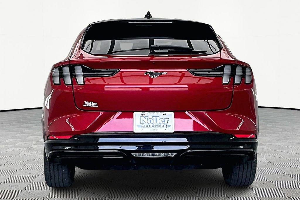 Used 2023 Ford Mustang Mach-E Premium image 4