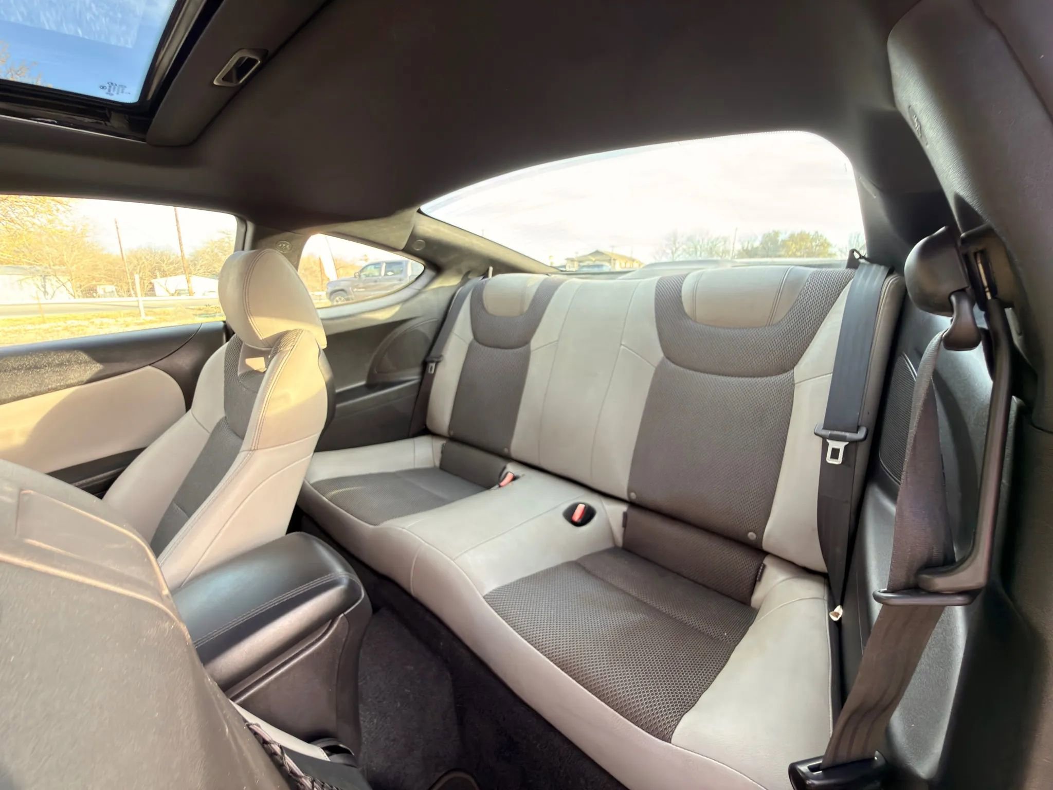 Used 2014 Hyundai Genesis 2.0T image 13