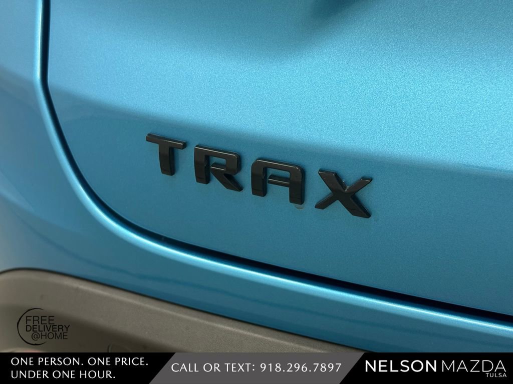 Used 2025 Chevrolet Trax RS w/ Driver Confidence Package image 16