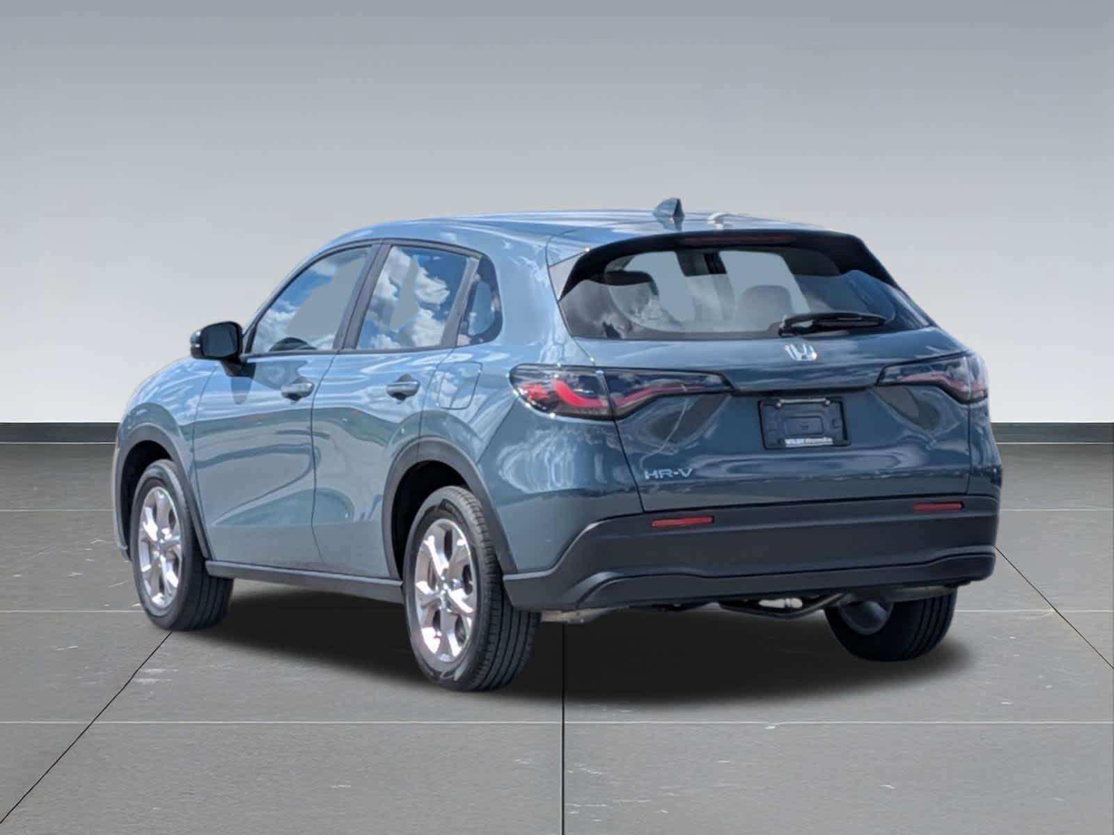 Used 2024 Honda HR-V LX image 3