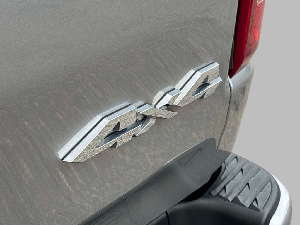 Used 2022 RAM 1500 Big Horn AWD/4WD image 12