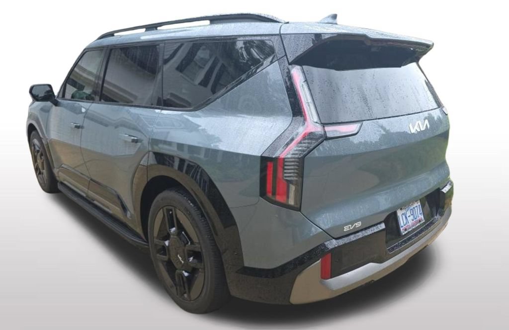 Used 2024 Kia EV9 GT-Line AWD/4WD image 23