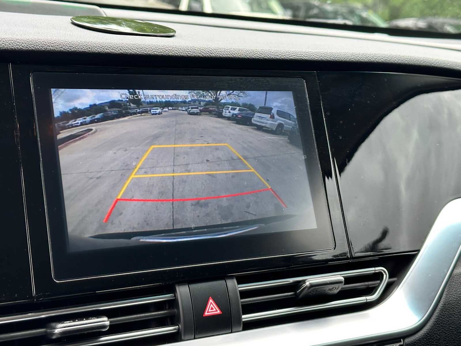 Used 2020 Kia Niro LXS image 14