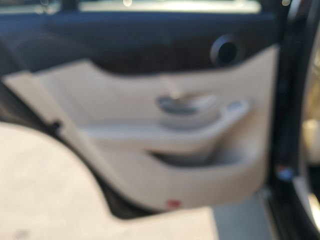 Used 2019 Mercedes-Benz GLC 300 image 11