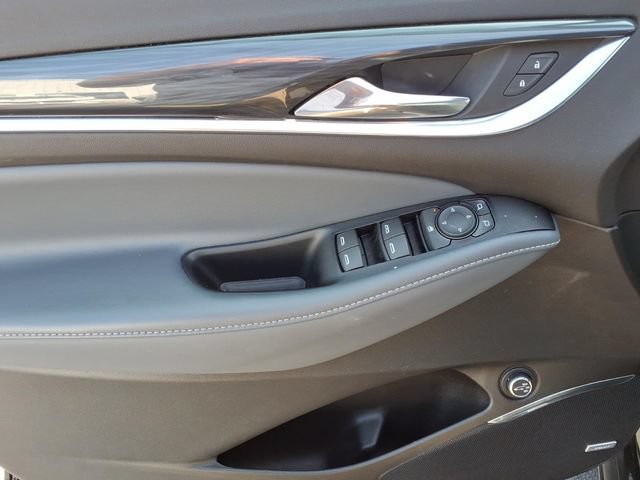 Used 2024 Buick Enclave Essence w/ Experience Buick Package FWD image 10
