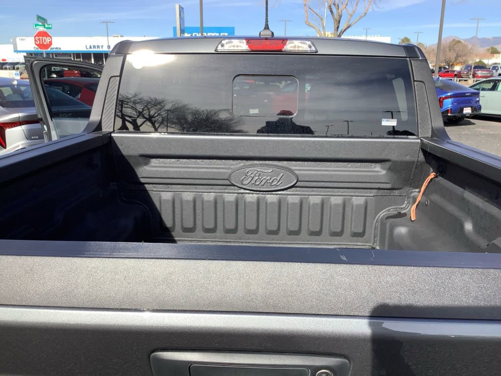 Used 2023 Ford Maverick Lariat w/ Lariat Luxury Package image 27