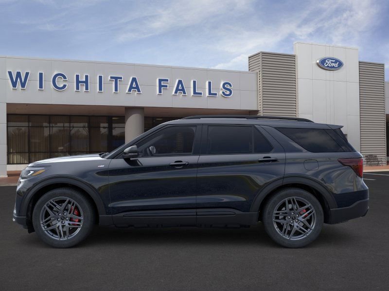 New 2026 Ford Explorer ST-Line w/ ST-Line Street Pack RWD image 3