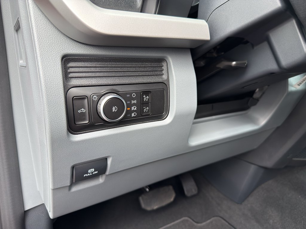 New 2026 Ford F350 XL w/ STX Appearance Package AWD/4WD image 12