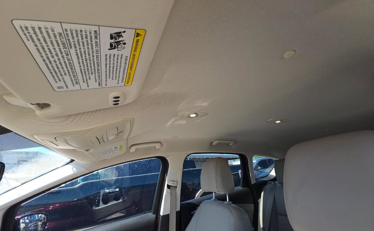 Used 2015 Ford C-MAX Energi SEL w/ Equipment Group 302A image 13